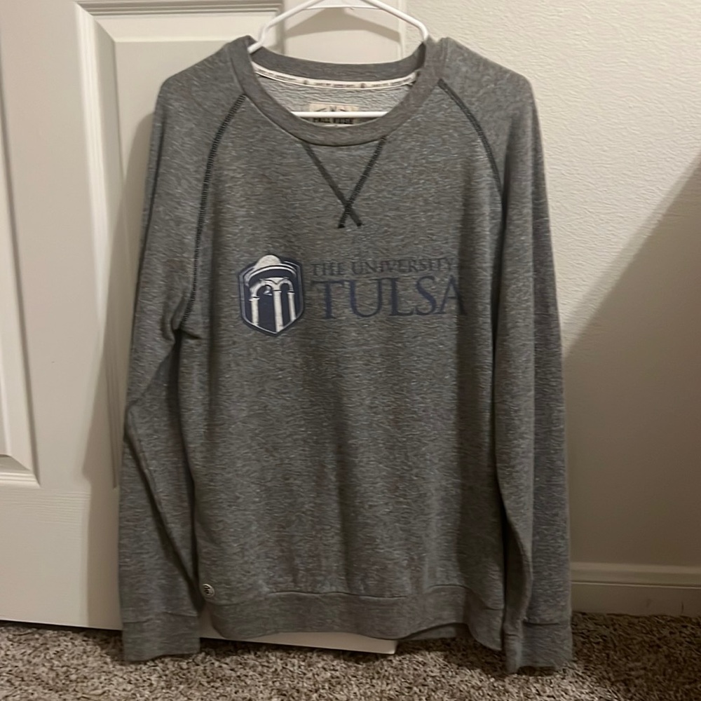 College Logo Medium Pullover